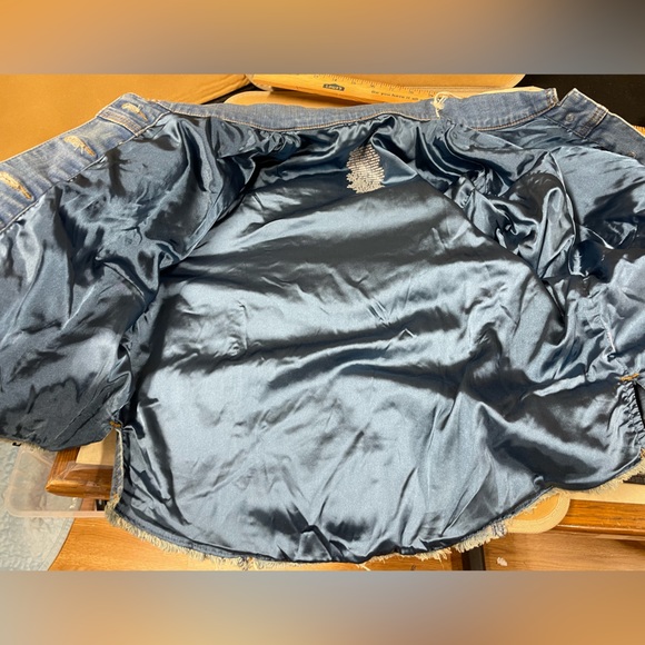 Jean jacket - Picture 15 of 15